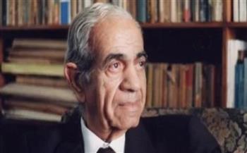 يوسف عز الدين عيسى.. أول من كتب «المسلسل الإذاعي» في مصر والعالم العربي