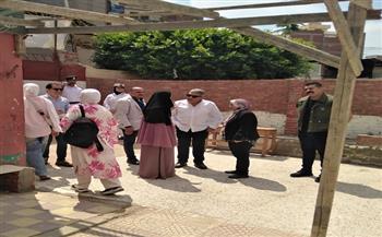 محافظ الدقهلية يتفقد لجان امتحانات الثانوية العامة ببلقاس.. ويؤكد توفير الأجواء الملائمة للطلاب
