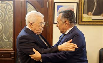 الرئيس الفلسطيني يستقبل نبيل فهمي في عمان