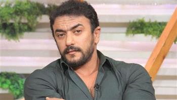 أحمد العوضي يعلن مشاهدة «شمشون ودليلة» مع الجمهور في إحدى المولات
