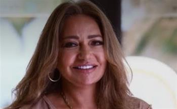 ليلي علوي عن يحيي الفخراني: "سند كبير.. وكلنا بنفخر به"