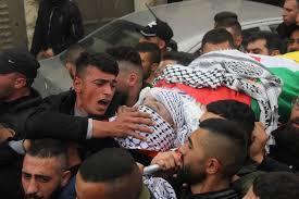 الصحة الفلسطينية: استشهاد شاب برصاص الاحتلال في بلدة دير جرير في رام الله
