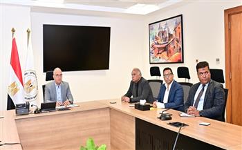 وزير الري يستعرض المنظومة الرقمية لتوثيق الأملاك العامة وأراضي طرح النهر ذات الصلة بنهر النيل