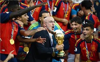 آخرها كأس العالم 2026.. دي لا فوينتي يحصد 5 ألقاب مع منتخبات إسبانيا