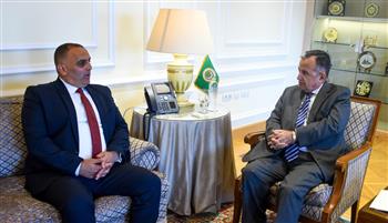  نبيل فهمي يستقبل وزير شئون القدس