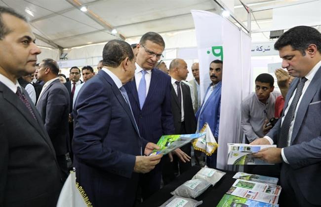 بمشاركة 75 شركة.. وزير الزراعة يفتتح معرض مركز البحوث الزراعية الثاني