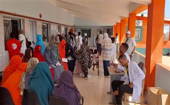 رعاية صحية متكاملة لأهالي حلايب مع انطلاق القافلة الطبية  لجامعة العاصمة