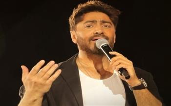تامر حسني يتألق في أحدث حفلاته