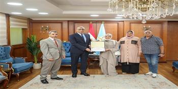  محافظ كفرالشيخ يكرم أوائل الشهادة الإعدادية للعام الدراسي 2025/2026