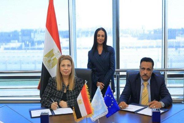 توقيع بروتوكولات تعاون بين صندوق دعم الصناعات الريفية والبيئية و12 جمعية ومؤسسة أهلية لتعزيز التمكين الاقتصادي