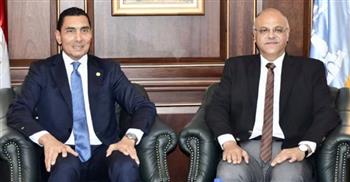 وزير الشباب والرياضة يصل إلى محافظة الإسكندرية في زيارة ميدانية