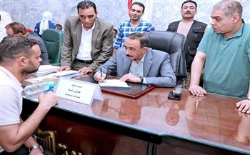 خلال اللقاء الجماهيري.. محافظ سوهاج يوجه بسرعة حل شكاوى المواطنين ودعم الحالات الإنسانية