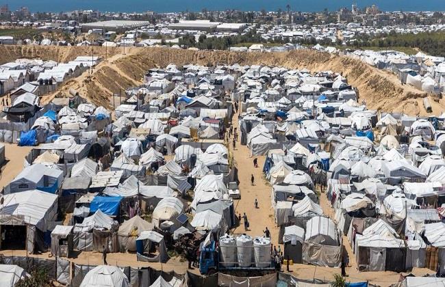 "أوتشا": أمر نزوح إسرائيلي يطال أكثر من 30 عائلة في غزة بعد تدمير خيامها