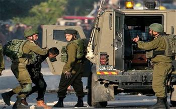 قوات الاحتلال تعتقل 10 فلسطينيين من مدن الضفة