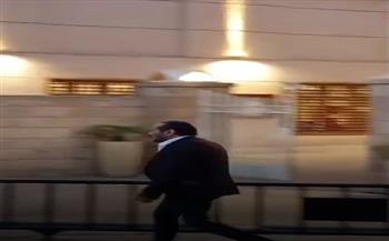 أبرزهم علي الحجار وإسعاد يونس.. نجوم الفن يودعون هاني شنودة في كنيسة المرعشلي