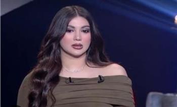 هدى الإتربي ضيفة شرف في فيلم "خلي بالك من نفسك" بشخصية مفاجئة
