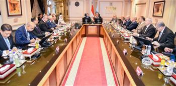 محافظ الوادي الجديد ورئيس الهيئة العربية للتصنيع يبحثان الموقف التنفيذي للمشروعات المشتركة 