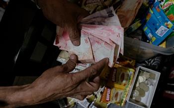 انخفاض البيسو الفلبيني يلامس أدنى مستوياته التاريخية مع ارتفاع أسعار النفط
