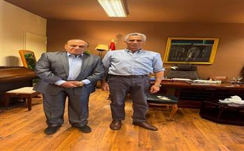 رئيس الأوبرا يكرّم مسيرة سمير فرج ويؤكد أهمية البناء على إنجازات المؤسسة