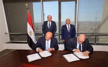 النقل والطيران المدني يوقعان بروتوكولًا لتطوير ورفع كفاءة المطارات المصرية   