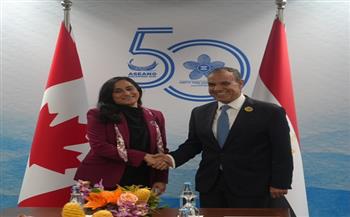 وزير الخارجية يشيد خلال لقائه مع وزيرة خارجية كندا بالزخم الراهن الذي تشهده العلاقات بين البلدين
