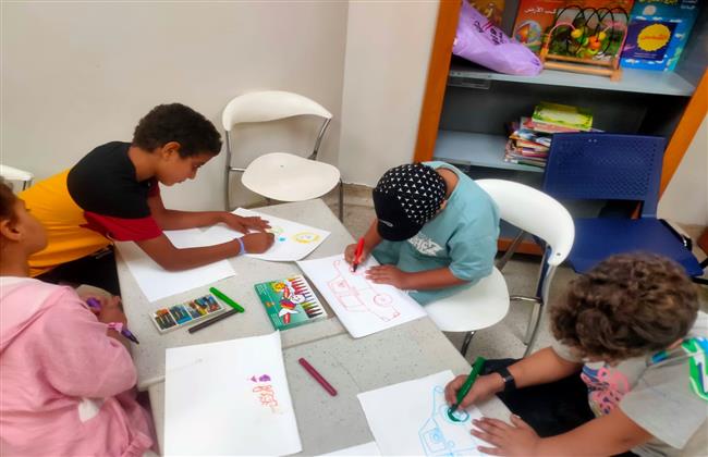 ورش للرسم والأشغال اليدوية لأطفال مستشفى 57357  بجولات «أتوبيس الفن الجميل»  
