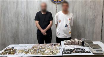 ضبط شخصين لقيامهما بالنصب على تجار مشغولات ذهبية بالجيزة