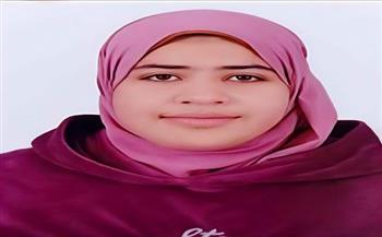 محافظ المنوفية يهنئ مروة فريد لحصولها على المركز الثاني بالثانوية الأزهرية على مستوى الجمهورية   