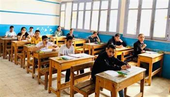 انتظام امتحانات الدور الثاني للشهادة الإعدادية بالمحافظات