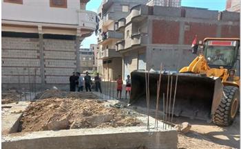 محافظ الإسكندرية يشدد على التصدي بحزم لحالات التعدي على الأراضي الزراعية وإزالة البناء العشوائي