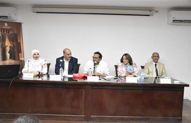 باحثون المحور الفكري بالمهرجان القومي للمسرح المصري: استعادة الجمهور تبدأ بفهم المتلقي وتطوير أدوات العرض
