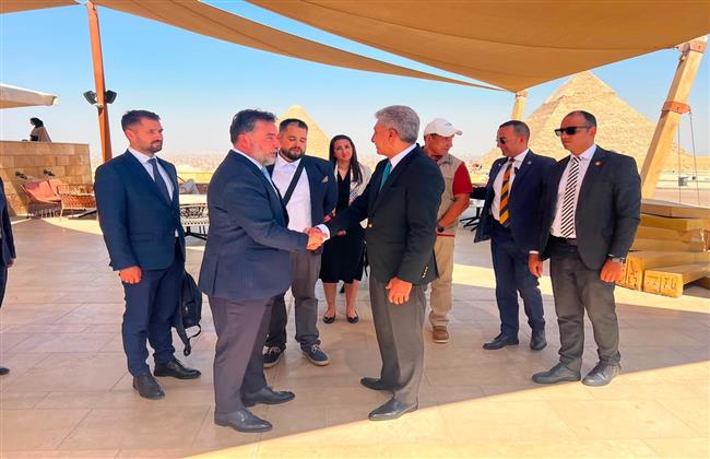 وزير السياحة يبحث مع نائب رئيس وزراء البوسنة تعزيز التعاون السياحي