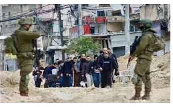 الاحتلال الإسرائيلي يعتقل ما لا يقل عن 33 فلسطينيا من الضفة الغربية