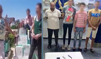 القبض على أصحاب فيديو تهديد شخص بأسلحة بيضاء أمام مقابر بالإسكندرية