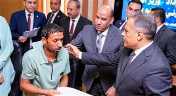 وزير العمل ومحافظ الشرقية ورئيس جامعة الزقازيق يفتتحون الملتقى القومي للتشغيل أمام كلية التجارة