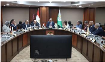 محافظ الجيزة يوجه بسرعة إنهاء ملف تقنين أراضي الدولة واسترداد غير المستوفية لشروط التقنين
