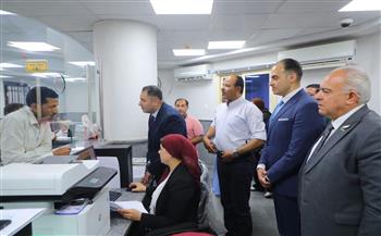 محافظ دمياط يتفقد المركز التكنولوجي لخدمة المواطنين بمقر الوحدة المحلية لمركز ومدينة دمياط