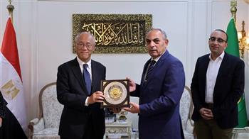 محافظ الإسماعيلية يستقبل سفير اليابان بالقاهرة لبحث سبل التعاون المشترك