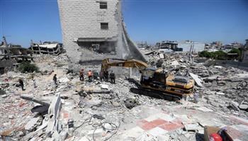 غزة: انتشال رفات 99 شهيدا من تحت أنقاض منزل لعائلتين فلسطينية