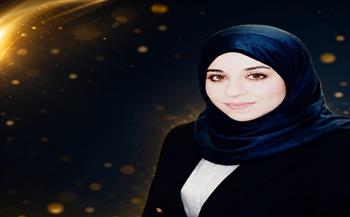 تكريمًا لإنجازها.. رئيس جامعة سوهاج يهنئ الدكتورة ولاء عبده بجائزة الدولة التشجيعية