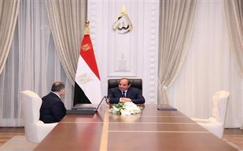 الرئيس السيسي يستقبل وزير الداخلية بمدينة العلمين