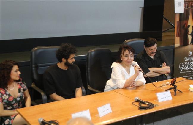 المهرجان القومي للمسرح يفتح ملف الموهبة والدراسة والاحتراف في ندوة «تدريب الممثل في مصر»