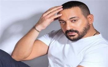 دياب" يمهد لعرض «بنج كلي» بفيديو طريف