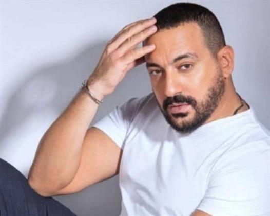 دياب" يمهد لعرض «بنج كلي» بفيديو طريف