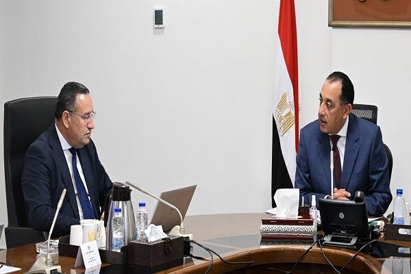تنفيذا لتكليفات الرئيس السيسي.. مدبولي يتابع جهود تطوير منظومة التعليم على أساس الجدارة والتميز
