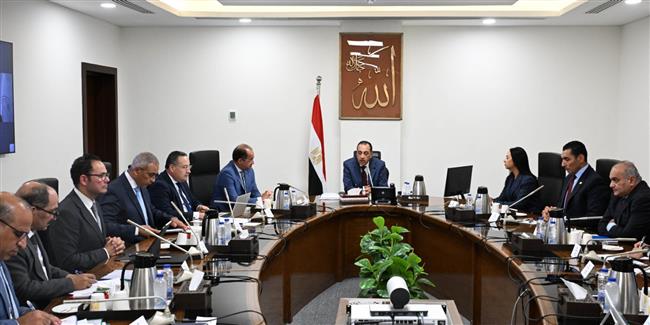 رئيس الوزراء يستعرض عددًا من المقترحات للبرنامج الوطني لاكتشاف ورعاية الموهوبين