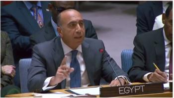 مندوب مصر بالأمم المتحدة: ندعو إلى إدخال المساعدات الإنسانية إلى قطاع غزة دون عوائق