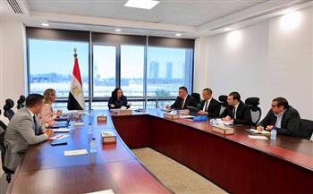 وزيرة التضامن الاجتماعي تتابع التقرير التنفيذي لصندوق " قادرون باختلاف"