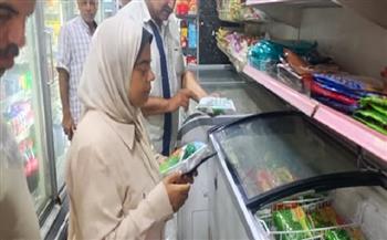 محافظ الإسكندرية يوجه بمواصلة الحملات لإحكام الرقابة على الأسواق والمحال التجارية