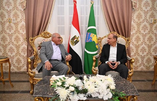 رئيس الهيئة العربية للتصنيع يتابع الموقف التنفيذي لمشروعات مبادرة "حياة كريمة 1" بقرى المنيا